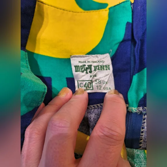 Vintage 1970s Merry Finn Floral Maxi Dress in Blue, Green, and Yellow - Picture 9 of 9